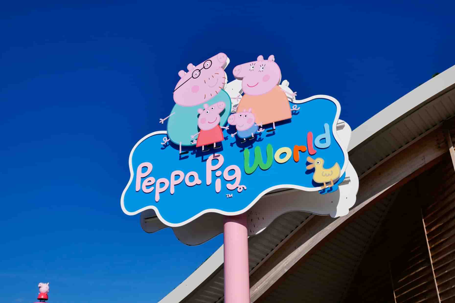 Peppa Pig World sign